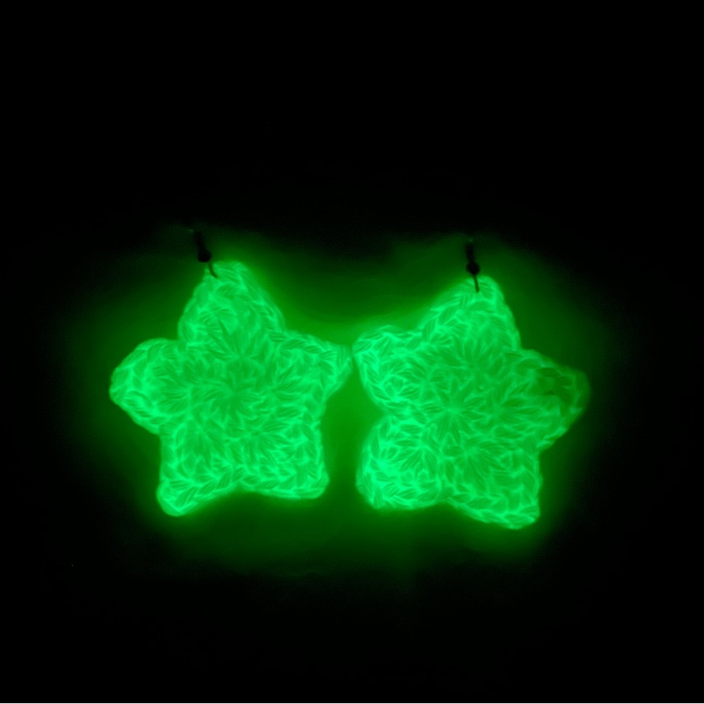 Glow in the Dark Star Dangle Earrings, Crochet Jewelry, Silver-plated Wires - Picture 2 of 2